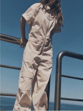 NWT Zara Short-Sleeve Utility Jumpsuit in Light Beige